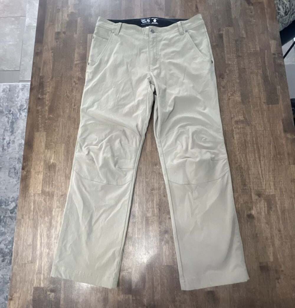 Mountain Hardwear Men's Beige Nylon double knee Outdoor Hiking Pants Size 32x28